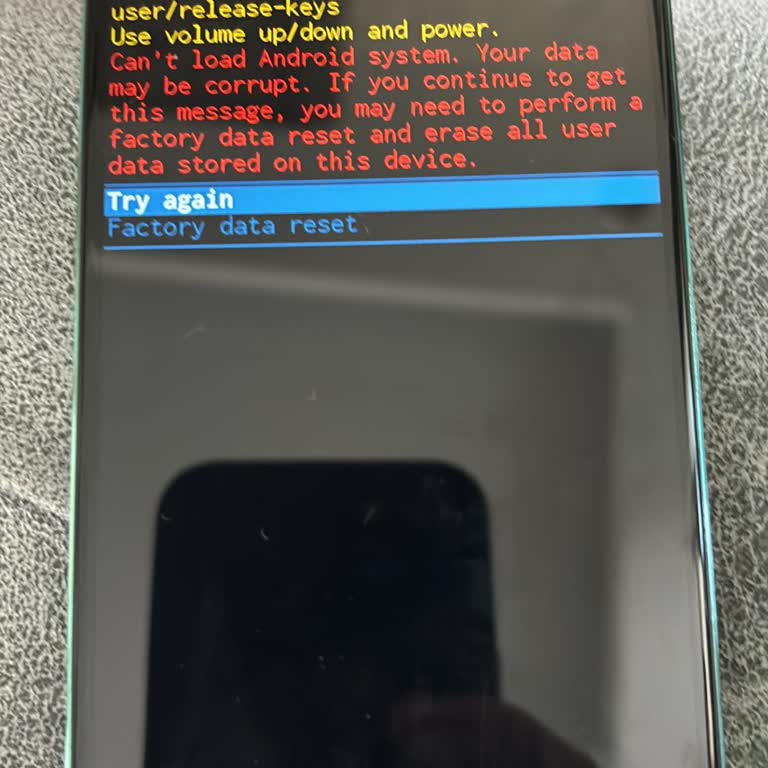 Reeder Cep Telefonu Kutusunu Açtık Arızalı!