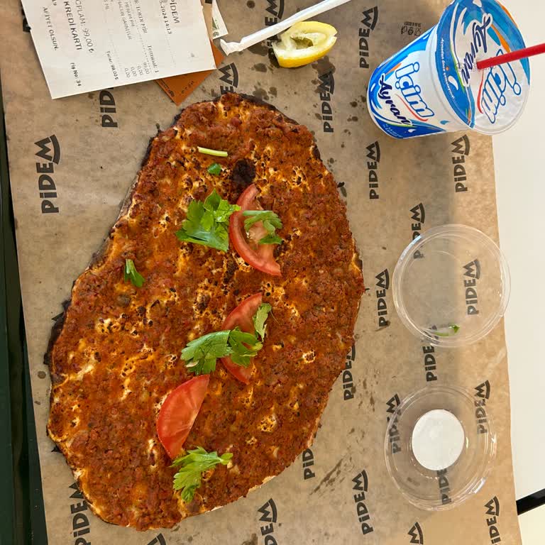 Pidem'de Lahmacun Yemeyin