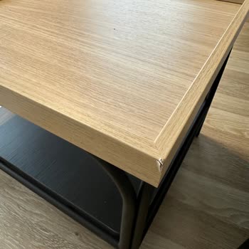 Horoz Lojistik Salon Takımı Kolilerini Merdivene Bırakıp Gitti