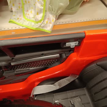 Ebebek Dolu Akülü Araba Mağduriyet Yaşatıyor!