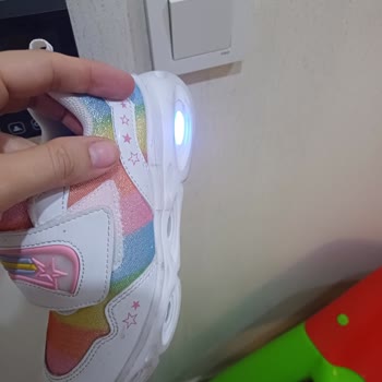 Vicco Kitap Işıklı Ayakkabı Sorunu