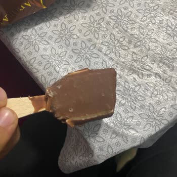 Nevşehir Gülşehir BİM'de Yarım Mini Adora Dondurma Hayal Kırıklığı