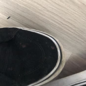 FLO Ayakkabı Ayakkabıda Renk Değişimi Ve Kalite Sorunu