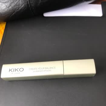 Кисть для блеска для губ Kiko Milano сломалась