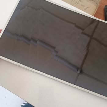 N11.com'dan Gelen Ve İade Alınmayan Kırık Laptop Ekranı