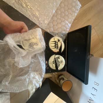 Beymen Özensiz Paketleme Sonucu Kırılan Sanat Eseri
