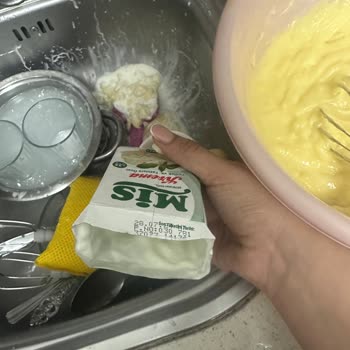 Meysüt Mis %35 Yağlı Krema Tarihi Geçmemesine Rağmen Bozuk Çıktı!