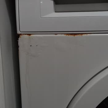 Bosch Çamaşır Makinesi Pas Ve Boya Sökülmesi