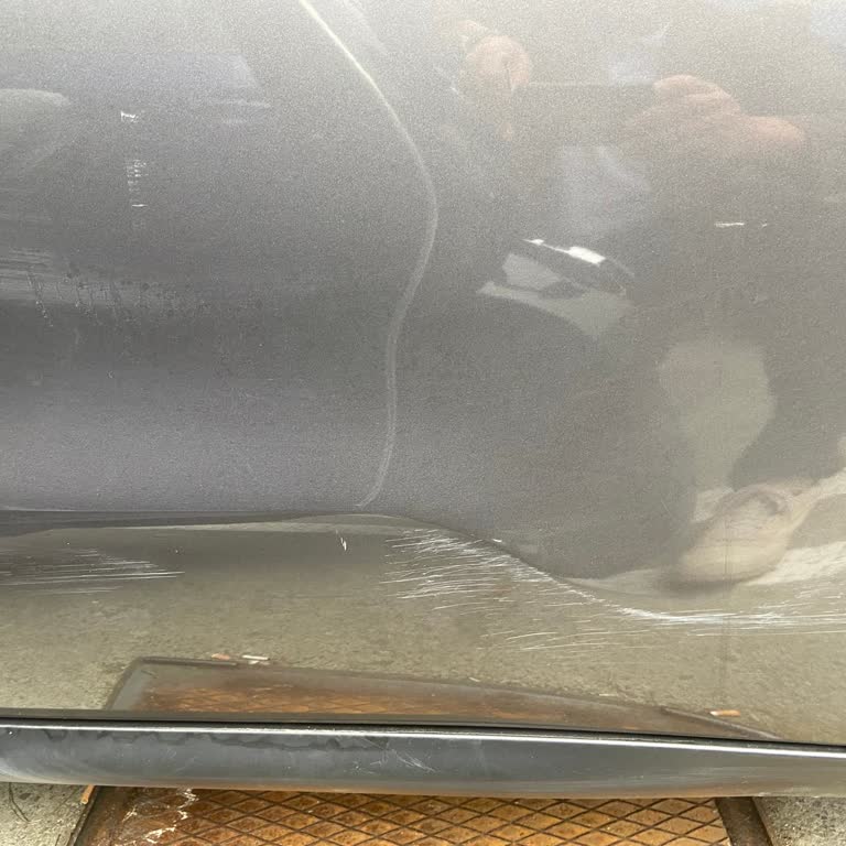 Citroen Nev Araca Zarar Verdi