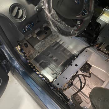 Ford Courier Titanium Plus 2023 Model