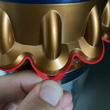 Kalitesiz Süpürge Üreten Dyson