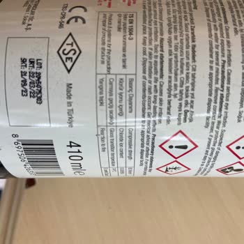 Metsan Endüstriyel Yapıştırıcılar Son Kullanım Yakın Tarihli Ürünler Satılmakta