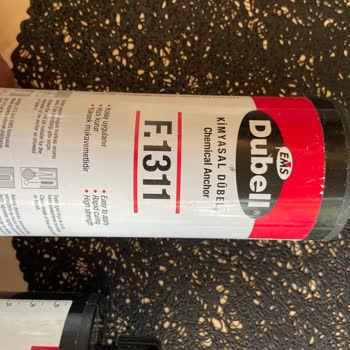 Metsan Endüstriyel Yapıştırıcılar Son Kullanım Yakın Tarihli Ürünler Satılmakta