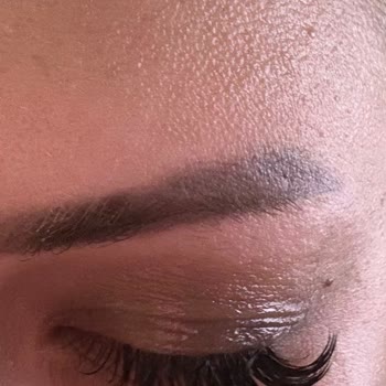 Elif Gülyol Kalıcı Makyaj Adı Altında Mahalle Arası Hatalı İşlem