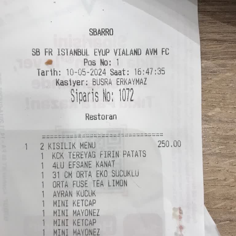 Sbarro Personelinin Tavrı Hiç Hoş Değil