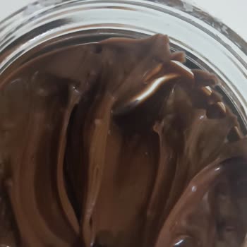 Nutella'nın İçinde Ki Küçük Topçuklar
