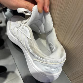 FLO Ayakkabı FLO Mağazasından Adidas Marka Ayakkabı