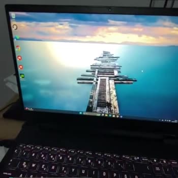 HP Victus AMD 7 Ekran Parlaklık Sorunu
