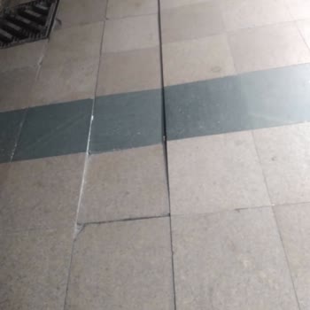 İBB - İstanbul Büyükşehir Belediyesi Kaldırım Taşlarının Bozuk Olması