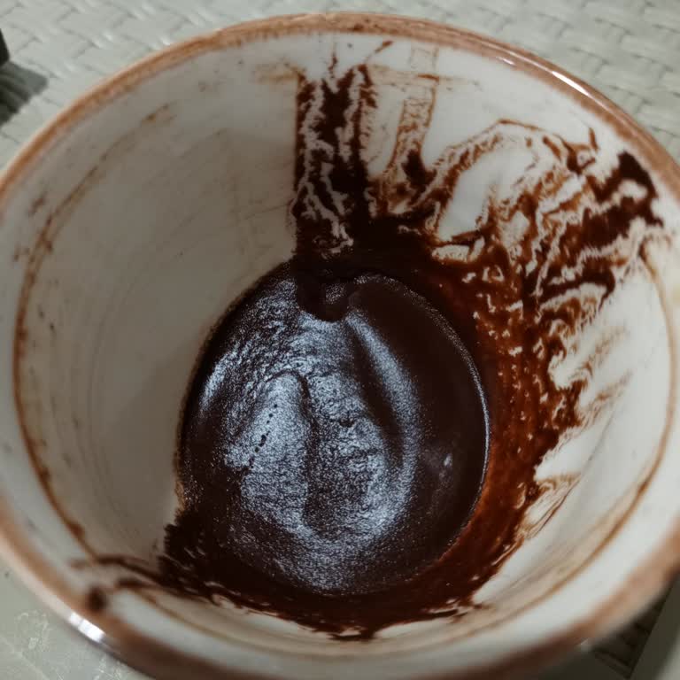 Altus Üzgünüm Yardim Edin