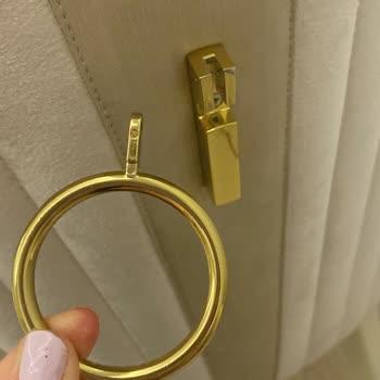 Bellona Marka Aksesuarların Düşmesi, Çıkması