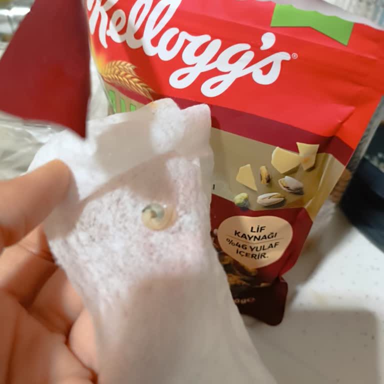 Kellogg's Granola'da Sürpriz Misafir, Güvenim Sarsıldı!