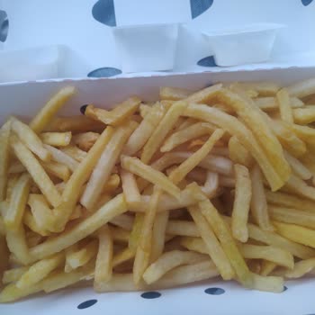 Burger King Çürümüş Patatesle Yapılan Kızartmalar