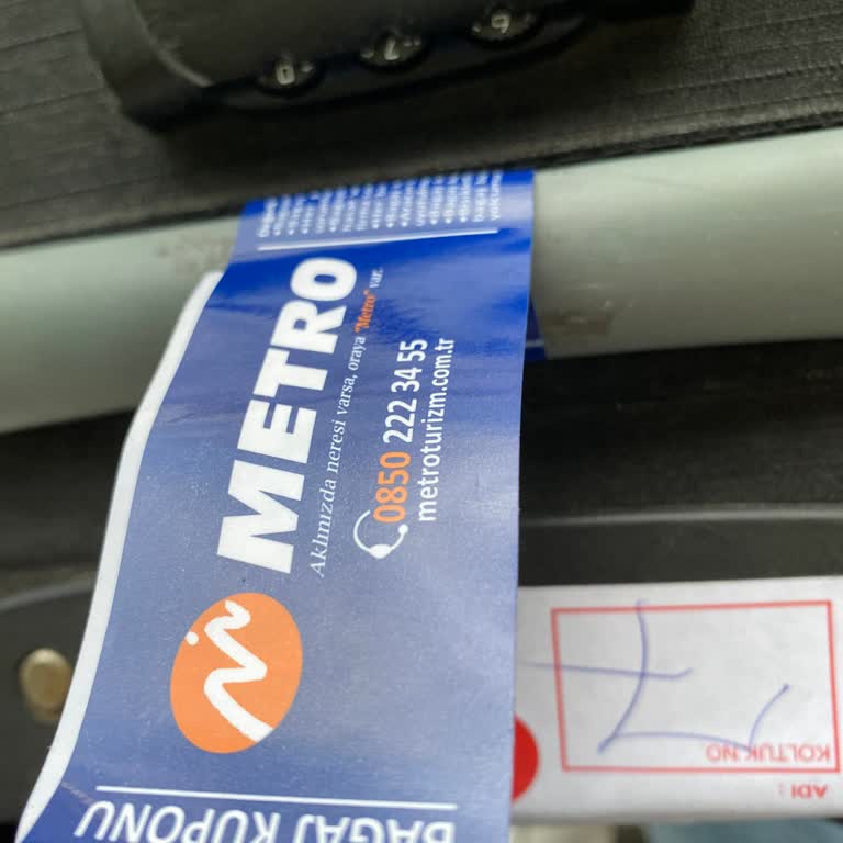 Metro Turizm Yol Ortasında Bıraktılar