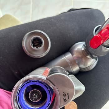 Dyson Halı Başlığı Temizliği