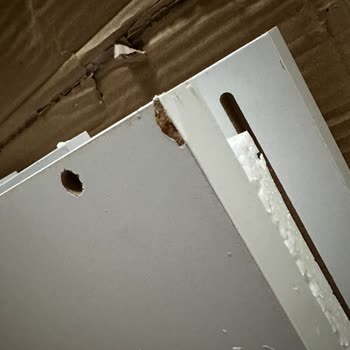 Yurtiçi Kargo'nun Teslim Alınmadan Fırlatıp Kaçtığı Kargodaki Hasar!