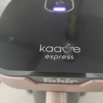 Fakir Kaave Express Mor Işık Yanıp Sönüyor