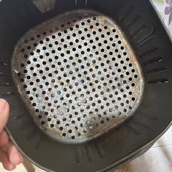 Kumtel Airfryin İçi Paslanıyor