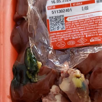 BİM'de Bozuk Piliç Ciğer Yürek