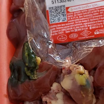 BİM'de Bozuk Piliç Ciğer Yürek