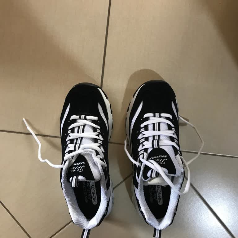 Skechers Mağazası Sorunu Mu Çözemedi