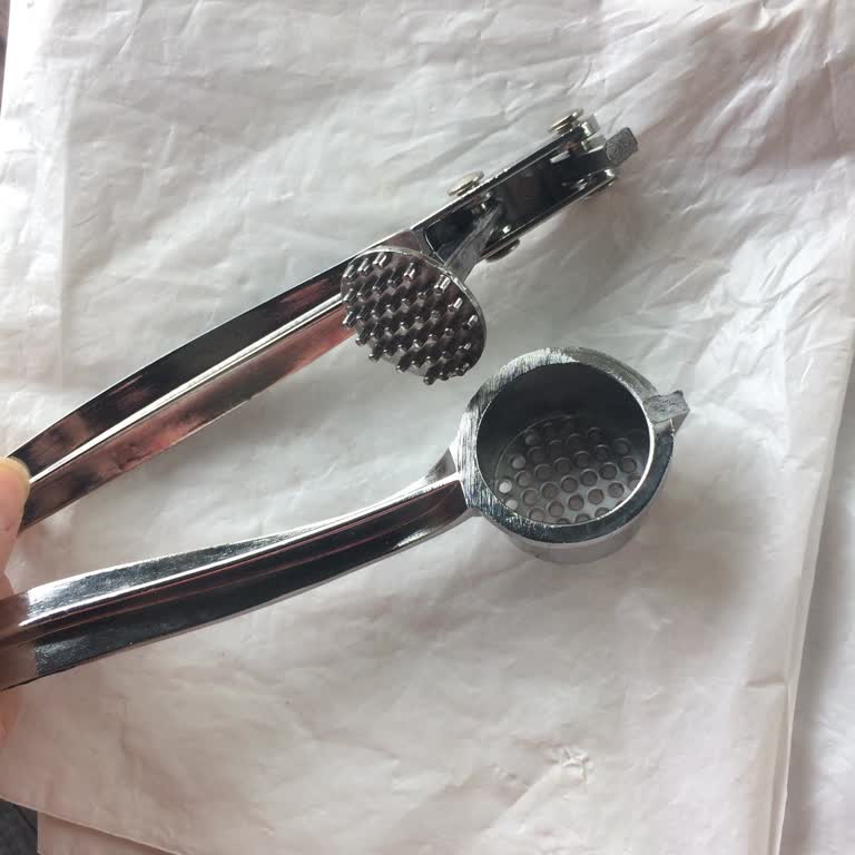 Perotti   Sarımsak Ezici