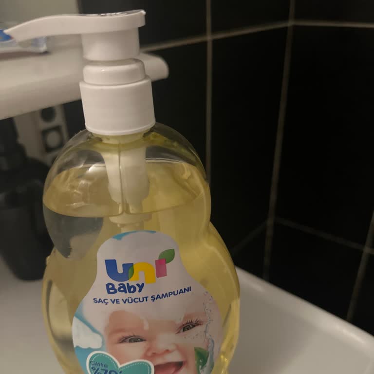 Uni Baby Göz Yakan Şampuan