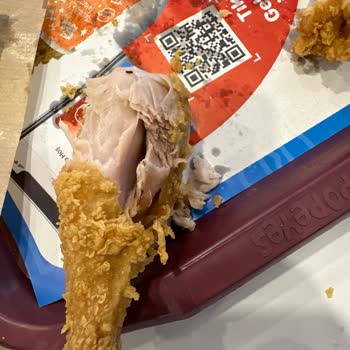 Popeyes Neomarin Şubesi Bozuk Ve Tarihi Geçmiş Ürün Satıyor