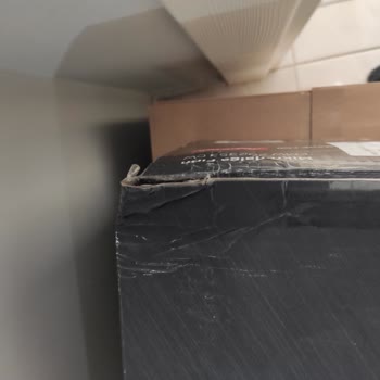 Media Markt Hasarlı Ürün Satıyor!