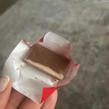 Ülker Napoliten Sütlü Çikolata