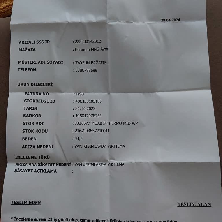 Ayakkabı Dünyası'ndan Şikayetçiyim Aldığım Merrell Botlarda Hasar
