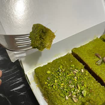 Kadayıfzade Tatlı Siparişinde Hijyen Sorunu Ve İade Problemi