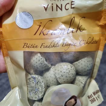 A101 Vince İkramlık Fındıklı Çikolata Paketin Yarısı Fındıksız!