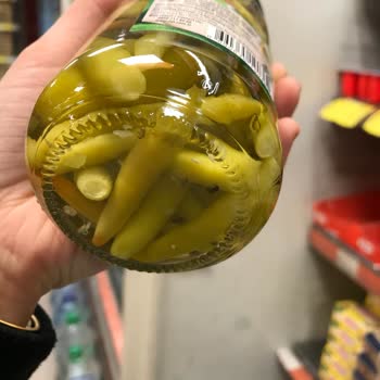 Tat Gıda Turşu Kavanozunun İçerisinde Böcek Var