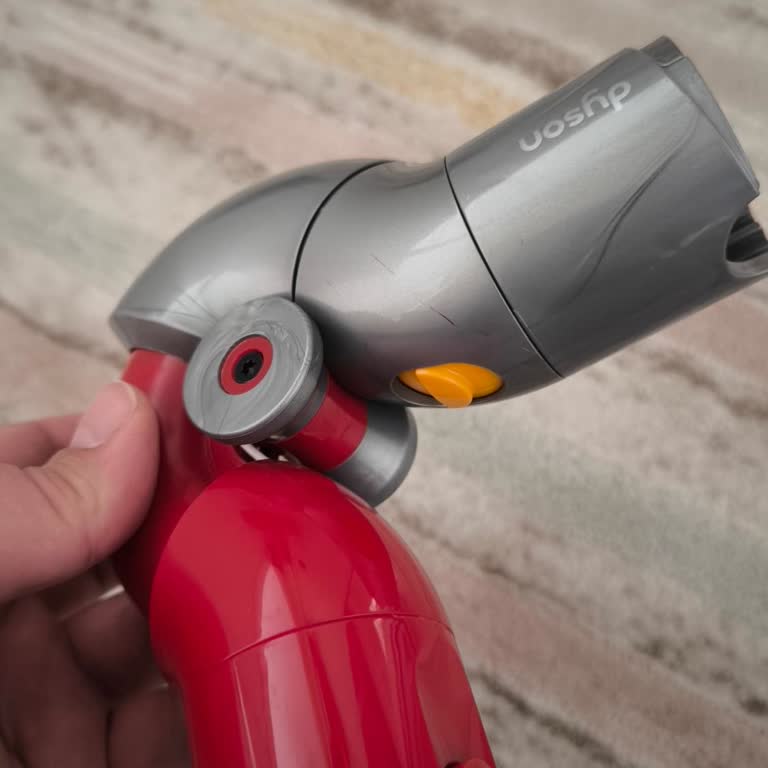 Dyson V12 Mobilya Altı Aparatı Servis Tarafından Reddedildi!
