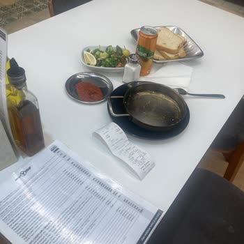 Köfteci Yusuf Sınırsız Çay Yazıyor Ama Çay Makinesi Arızalı