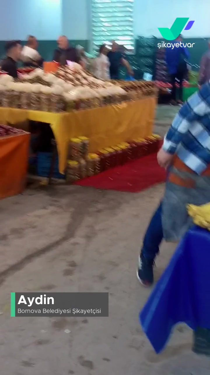 Bornova Belediyesi Sebze Bölümünde Gıda Satıyorlar! videonun kapak resmi
