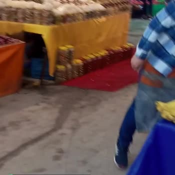 Bornova Belediyesi Sebze Bölümünde Gıda Satıyorlar!