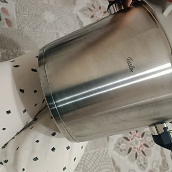 Fissler Düdüklü Tencerede İlk Kullanımda Renk Değişikliği Ve Yanık İzi