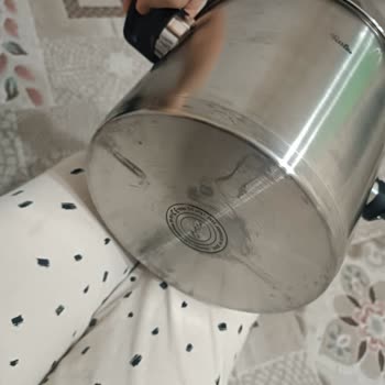 Fissler Düdüklü Tencerede İlk Kullanımda Renk Değişikliği Ve Yanık İzi